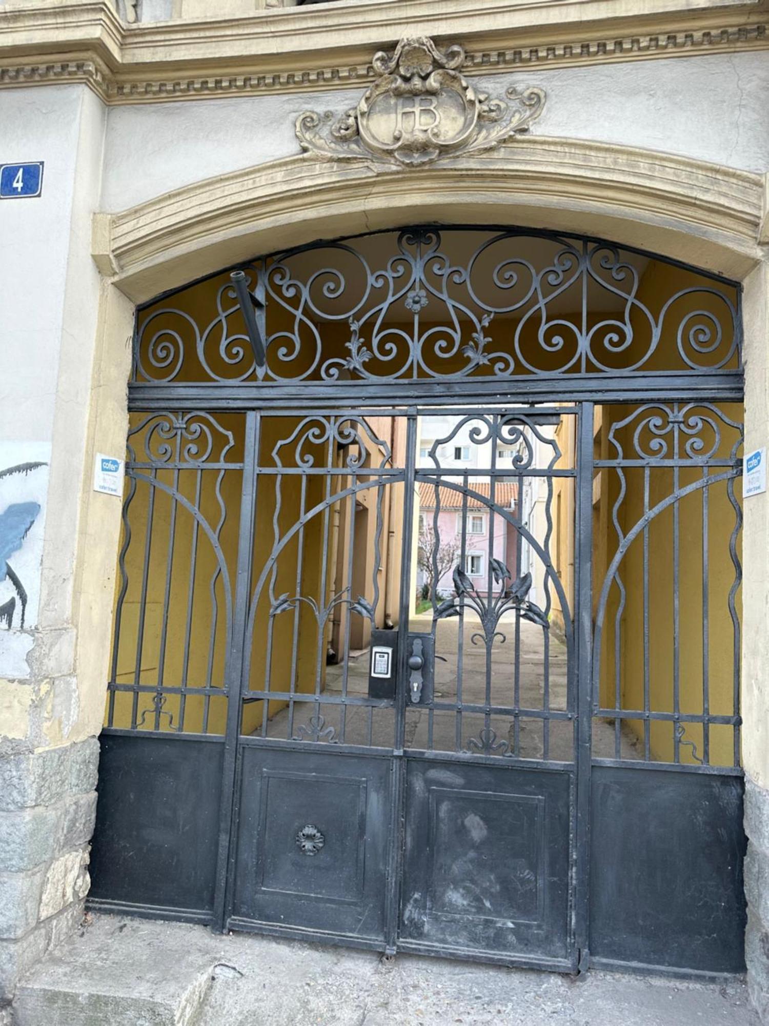 Mili Host Hotel Belgrado Exterior foto